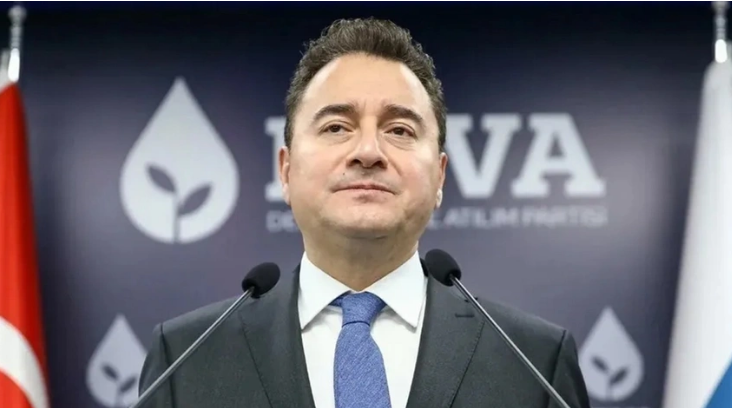 Ali Babacan'dan AK Parti'ye katılacaklar iddiasına net yanıt geldi