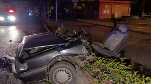 Antalya'da feci kaza: Araç ikiye bölündü! Ölü ve yaralı var